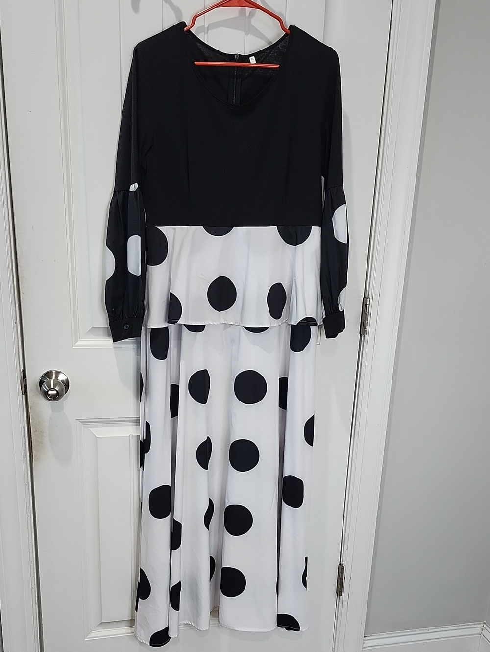 Black & White Polka Dot Long Sleeve Maxi Dress